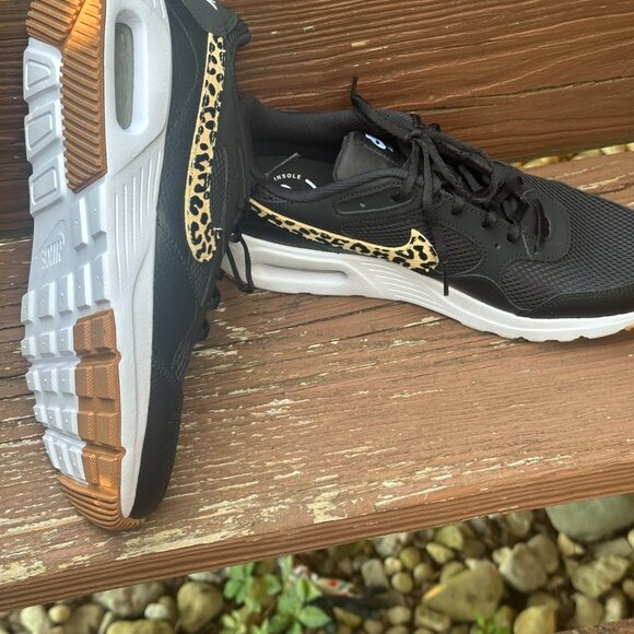 Women's Air Max SC Sneaker size 9.5 - Picture 7 of 8